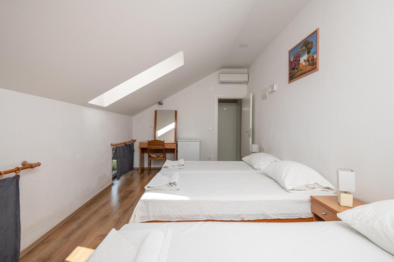 Guest house Pansion Zvekovica