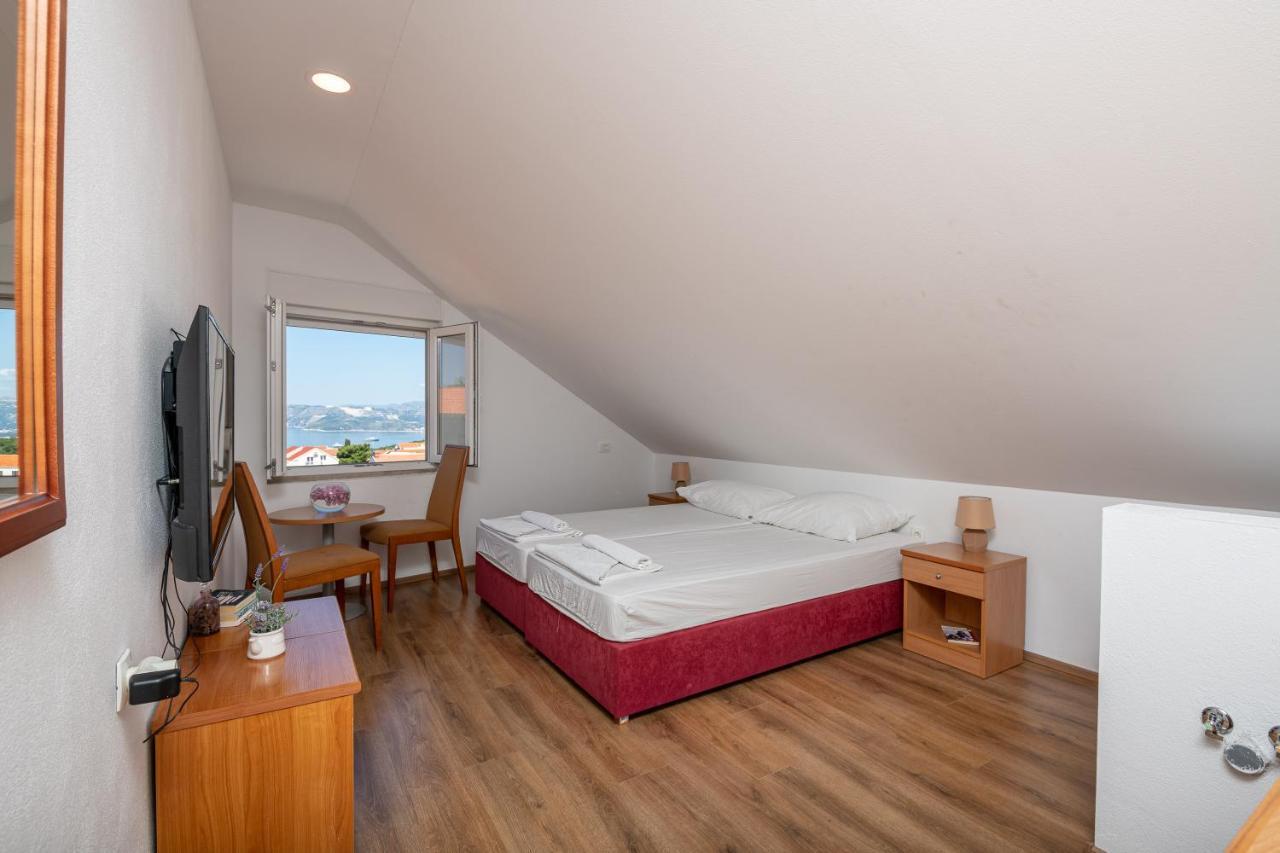 Guest house Pansion 2*